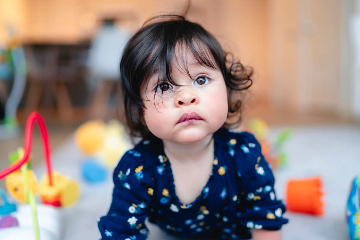 Sinais precoces de autismo: o que observar nos primeiros anos