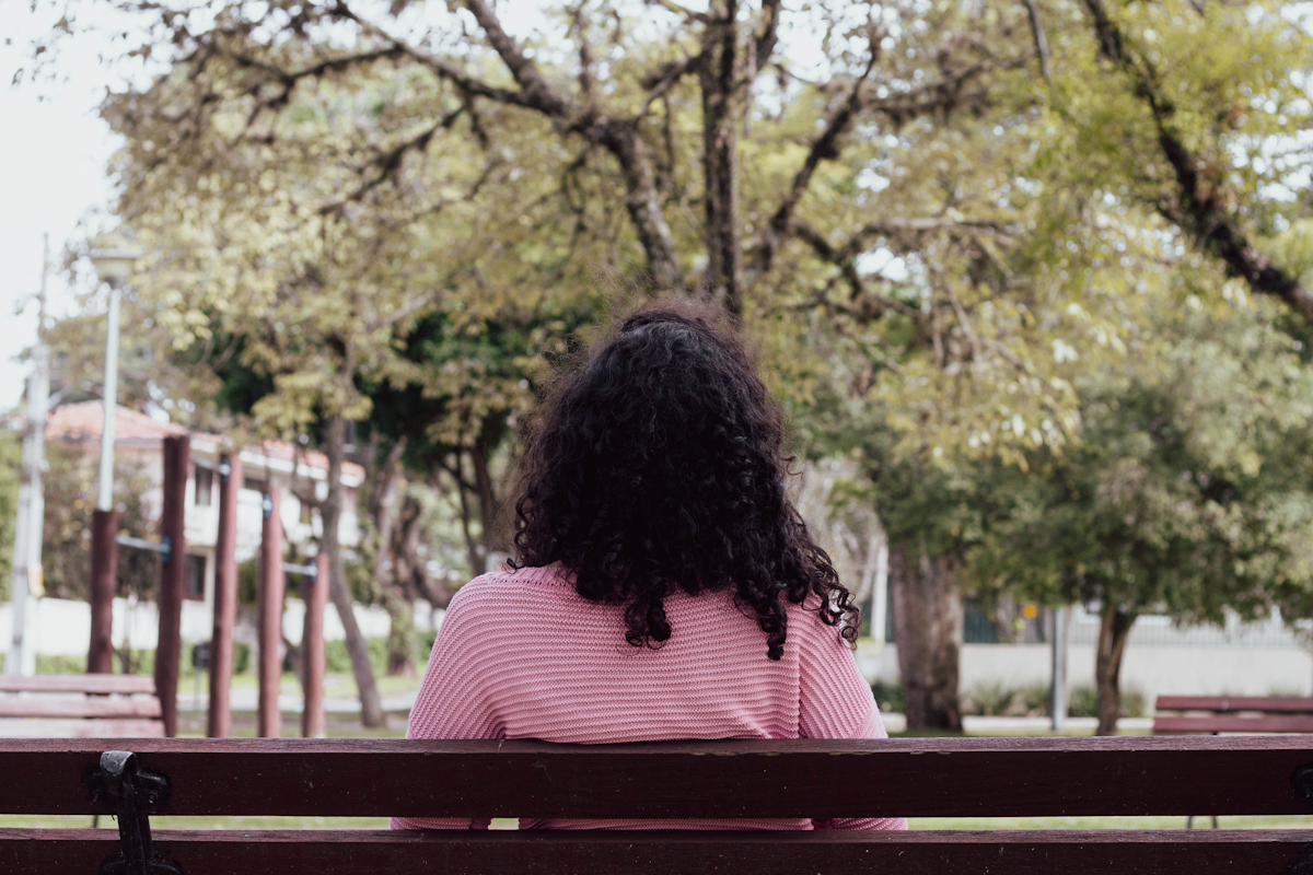 Timidez ou fobia social: como diferenciar e quando buscar ajuda